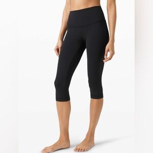 Lululemon Align™ High Rise Crop
17" inseam Black